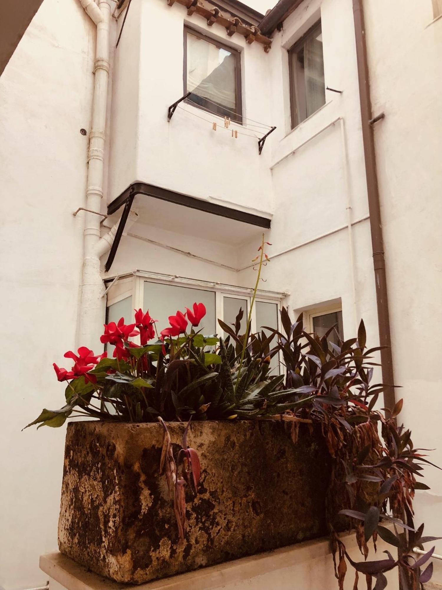 Campo De' Fiori Loft The Angeli'S Apartment Рим Екстериор снимка
